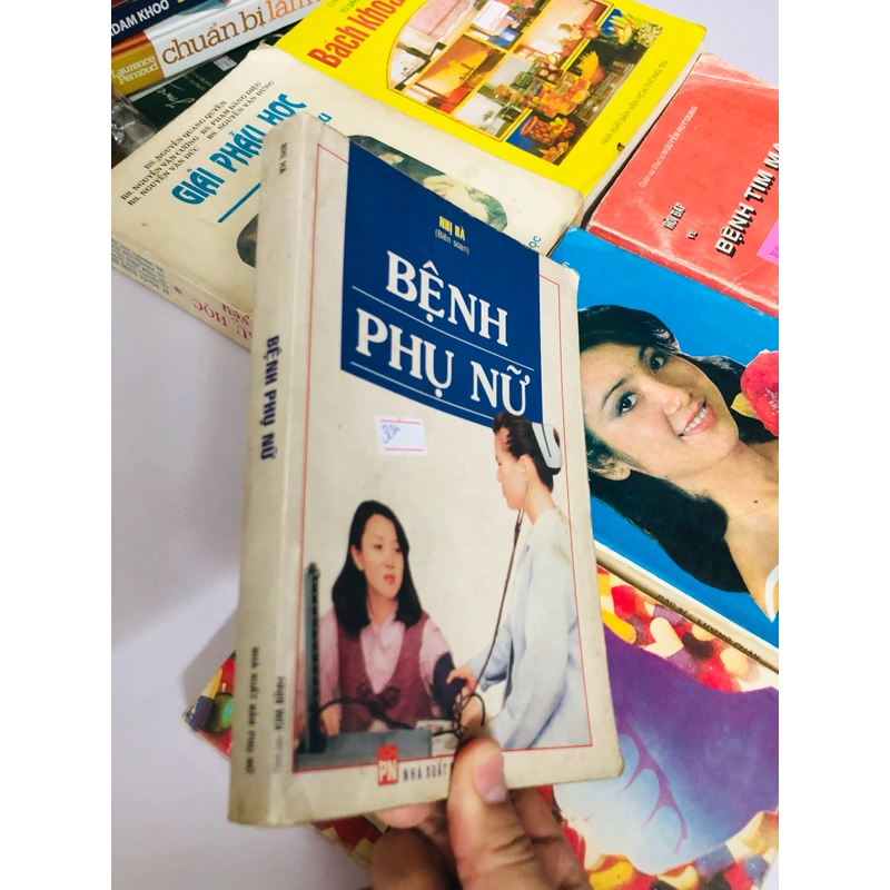 BỆNH PHỤ NỮ.  549343