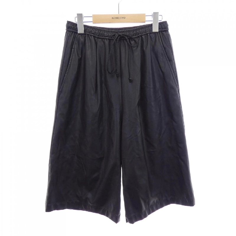 Cửa hàng CITYSHOP Quần short - Hàng hiệu Authentic 815429