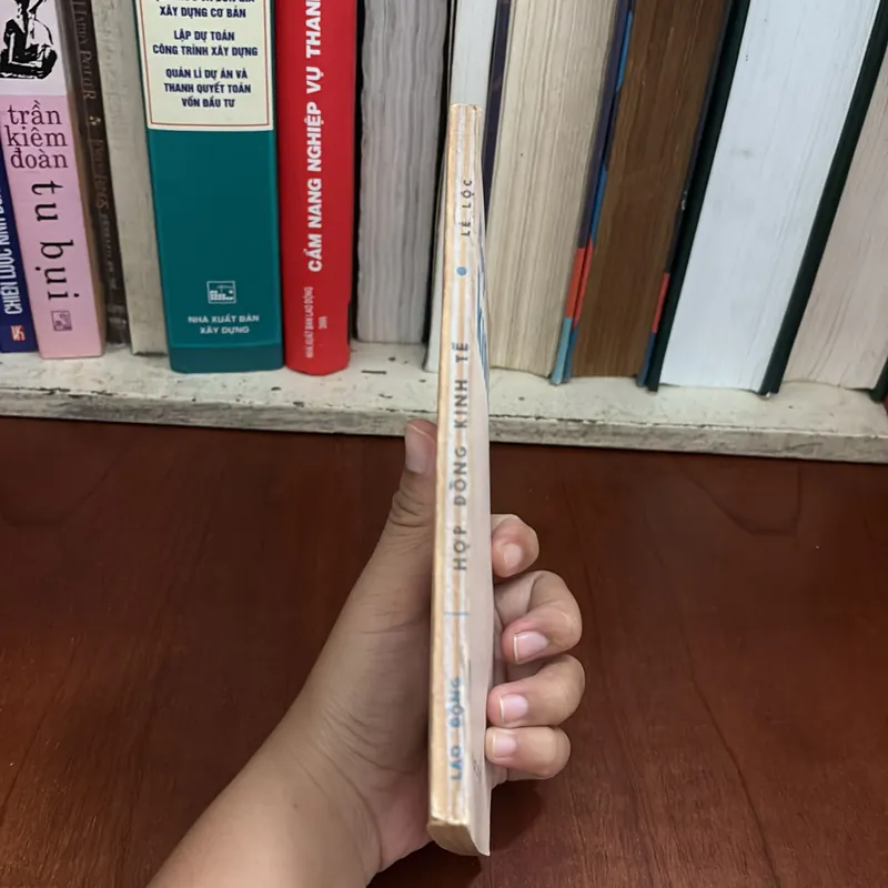 II Sách Xưa: Hợp Đồng Kinh Tế - Lê Lộc - 1978 664263