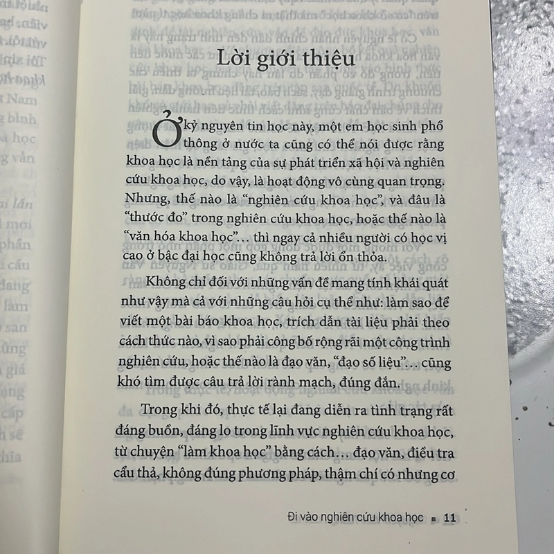 Đi vào nghiên cứu khoa học - Nguyễn Văn Tuấn 498863