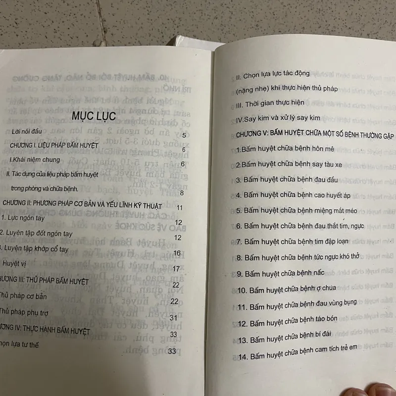 Combo 2 cuốn “Thực hành bấm huyệt chữa bệnh” và “Bấm huyệt chữa bệnh”  604925