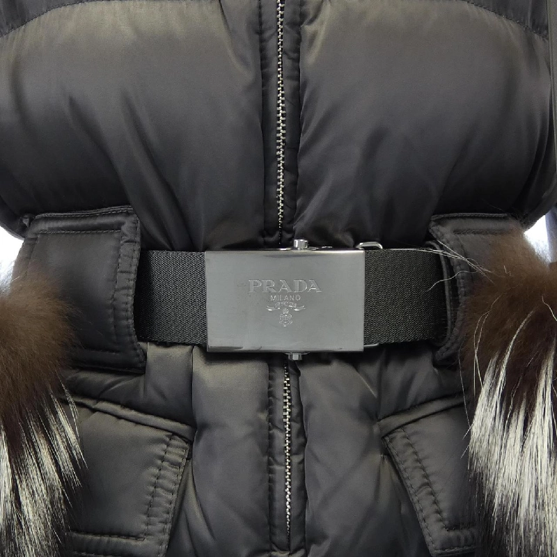 Áo khoác lông vũ PRADA 636204