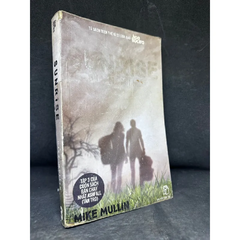 [Phiên Chợ Sách Cũ] Sunrise - Bình Minh - Tập 3 của cuốn sách bán chạy Tàn Tro, Hoa Học Trò - Mike Mullin 2804, 2015 445688