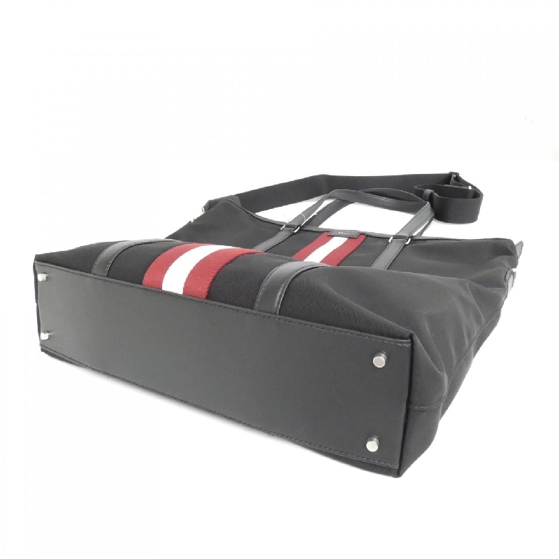 【Sản phẩm mới】Túi CODE TOTE NS ZIP của Bally 615446