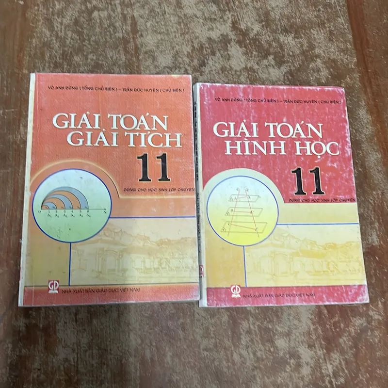 GIẢI TOÁN 11 dành cho học sinh lớp chuyên GIẢI TÍCH & HÌNH HỌC 733765