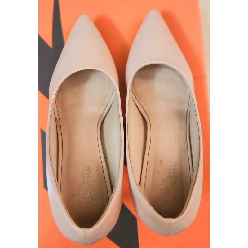 Giày Đông Hải real - mới ~90%, cao 7cm, đế nhọn, màu kem 738896