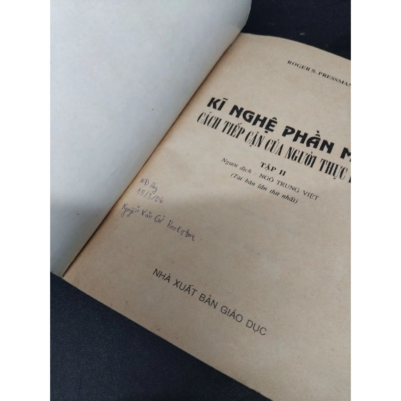 Kĩ nghệ phần mềm tập 2 mới 70% ố vàng rách gáy có viết trang đầu 2001 HCM1008 Roger S. Pressman KỸ NĂNG 916474