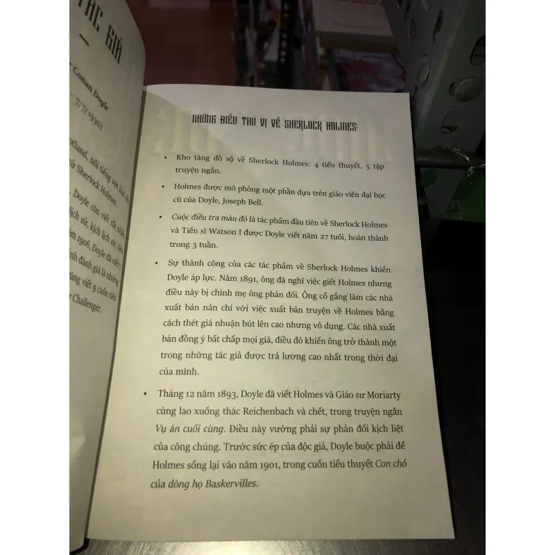 Sherlock Holmes tuyển tập-Những vụ án hóc búa nhất - Arthur Conan Doyle 995396