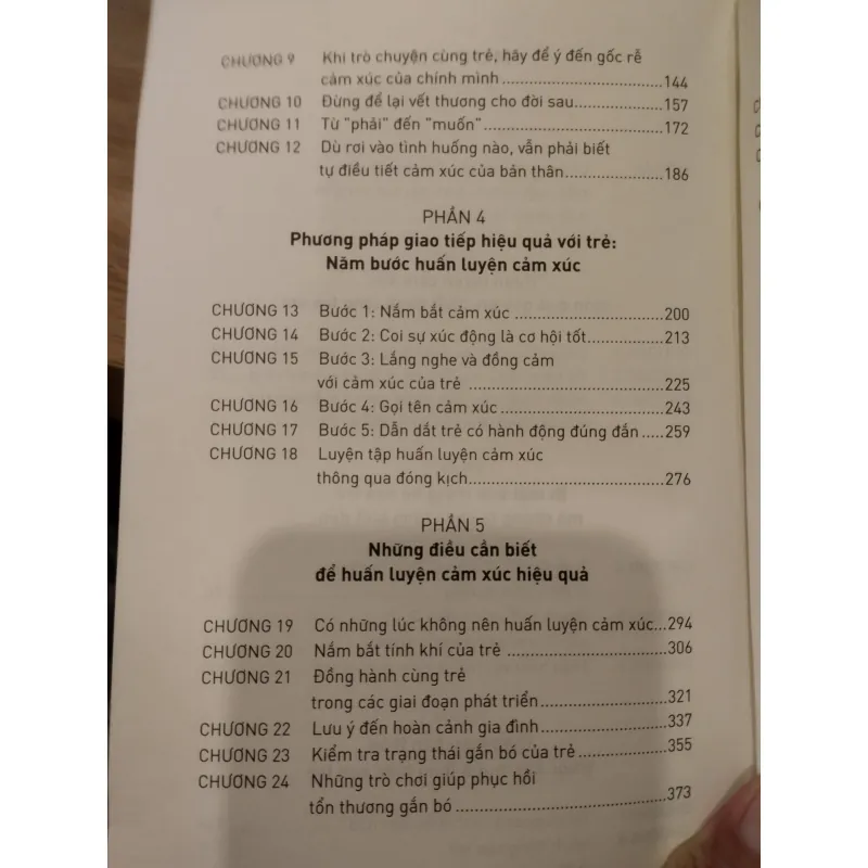 sách "Huấn luyện cảm xúc - Để con trẻ phát triển toàn diện" 1034478