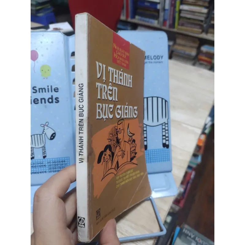 Sách: Vị Thánh trên bục giảng (B1) Tác giả: Nhiều tác giả 694365