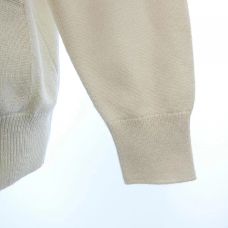 Áo cardigan CHANEL P74230K10636 23C 631604