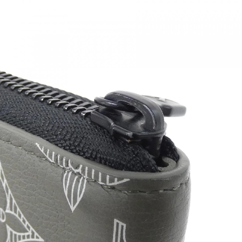 Ví Louis Vuitton Monogram Shadow Zippy Wallet Horizontal M12578 620337