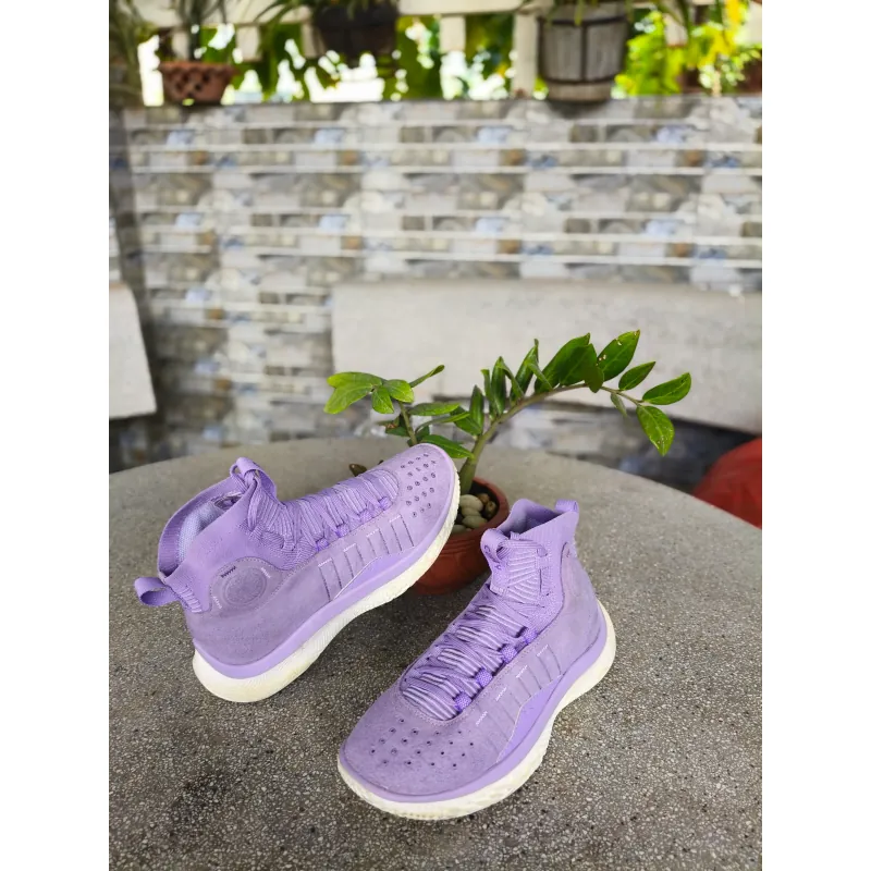 Giày hiệu đã qua sử dụng 763178