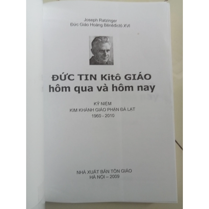 Sách Công giáo ĐỨC TIN KITO GIÁO HÔM QUA VÀ HÔM NAY 274590