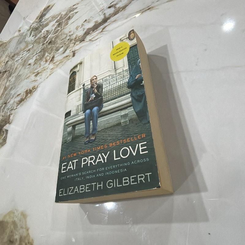 EAT PRAY LOVE by Elizabeth Gilbert 185850