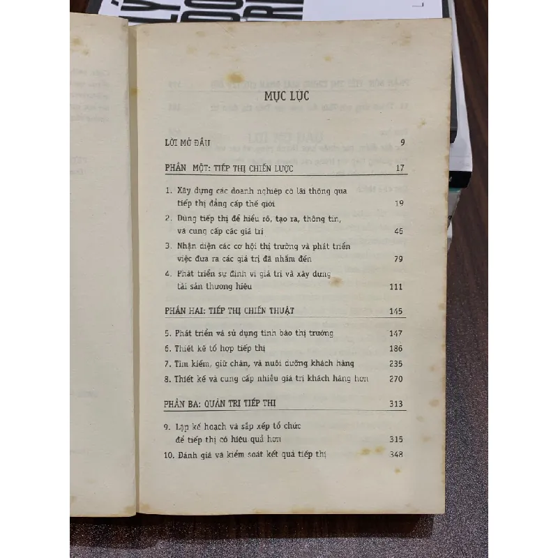 Bàn về tiếp thị – Philip Kotler 554641