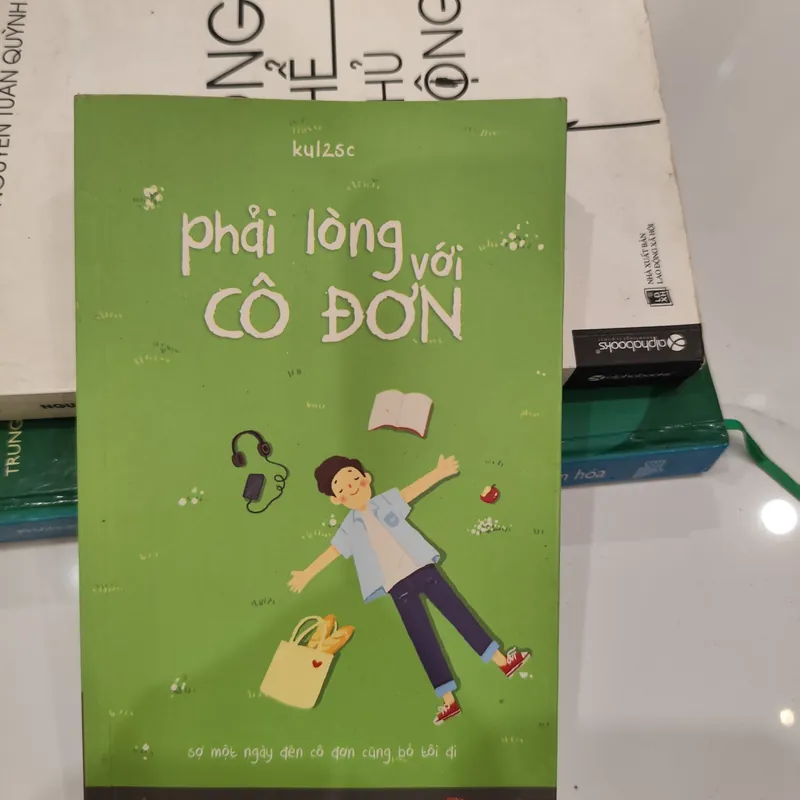 Phải lòng với cô đơn  575093