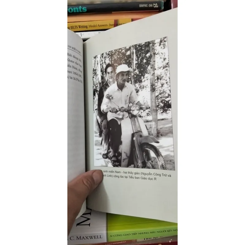 Sách lịch sử Trường học sinh miền Nam trên đất Bắc 54_75_Hiếm, giá trị 930085