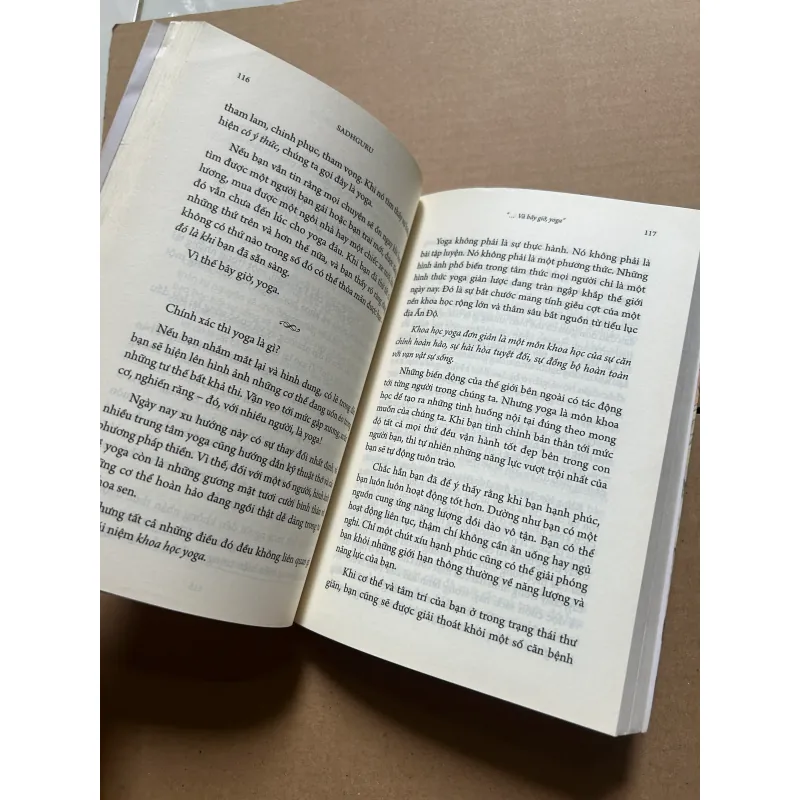 Inner engineering - Kiến tạo bản thân Chỉ dẫn sống an vui của một yogi 997043