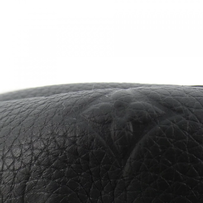 Túi đeo vai Avenue Sling Bag M59926 Day Break (Monogram Trianon) của Louis Vuitton 610241