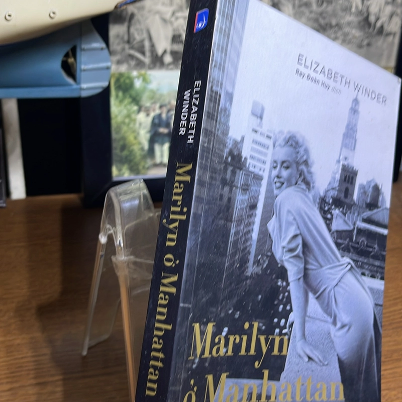 Marilyn ở Manhattan Elizabeth Winder 494932