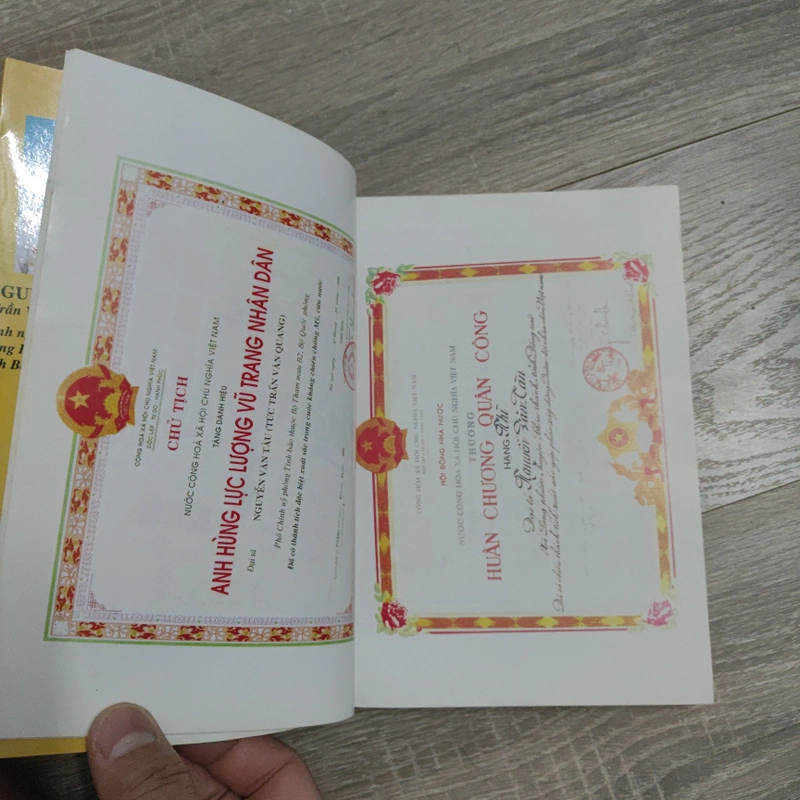 Sài Gòn Mậu Thân 1968 - Nguyễn Văn Tàu ( có chữ ký Bác Tư Cang) 508161