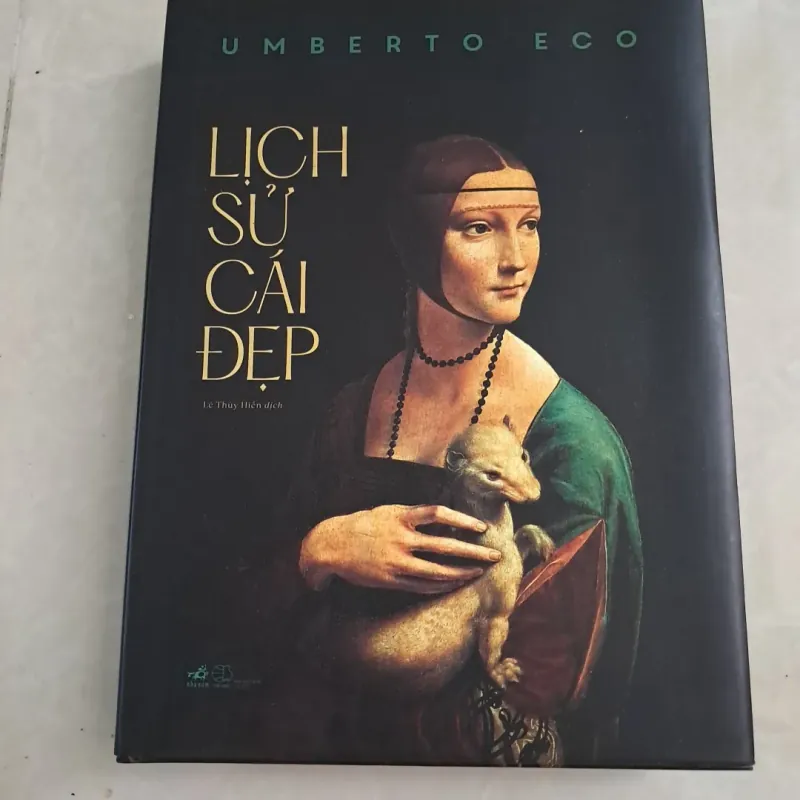 LỊCH SỬ CÁI ĐẸP (sách màu mới tinh) 786436