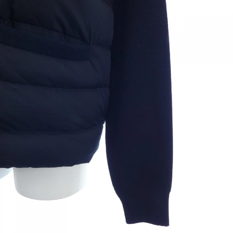 Áo khoác lông vũ MONCLER 639154