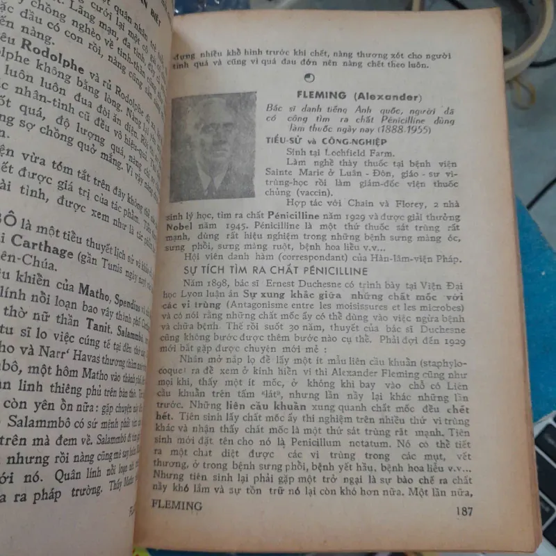 TỰ ĐIỂN DANH NHÂN THẾ GIỚI CẦN BIẾT - TRỊNH CHUYẾT 778646