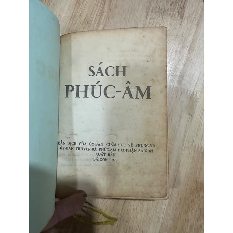 Sách phúc âm khổ nhỏ bìa bằng vải nhung 647238
