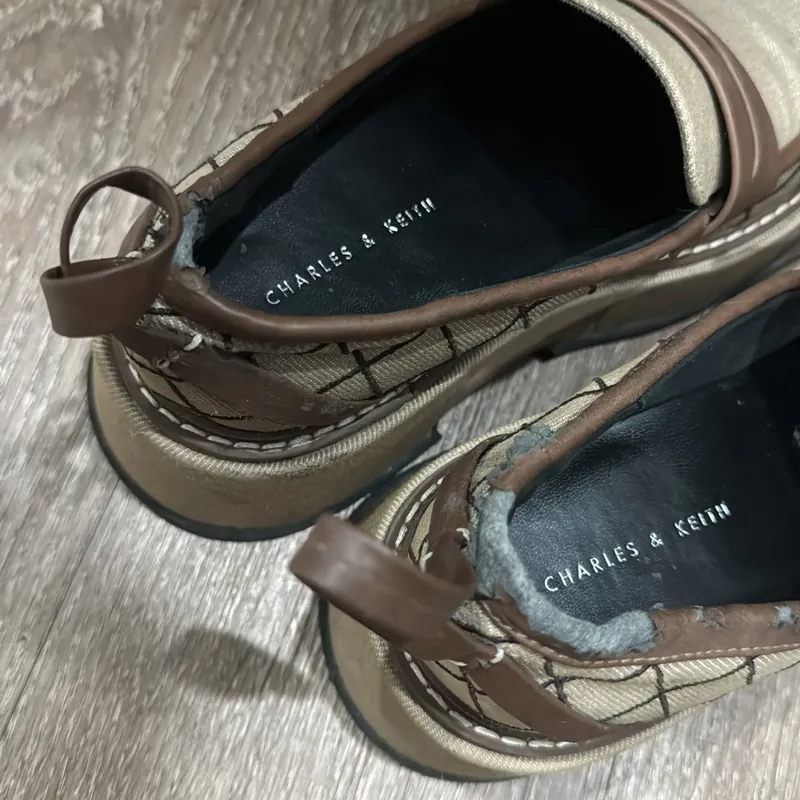 Thanh lý giày cnk auth 97% ạ 719479