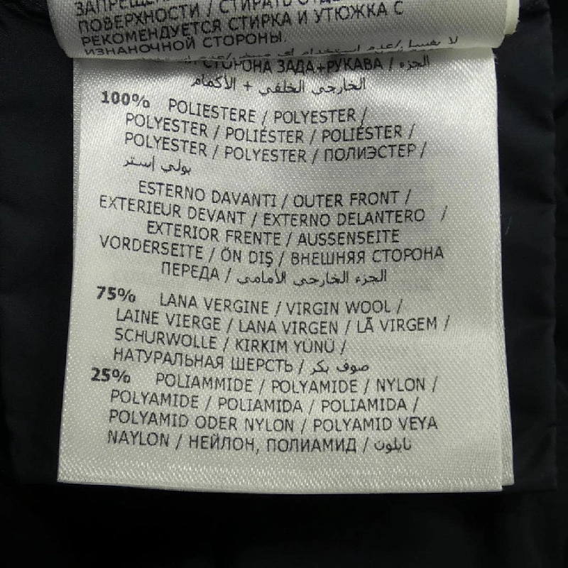 Áo khoác lông vũ MONCLER 638175