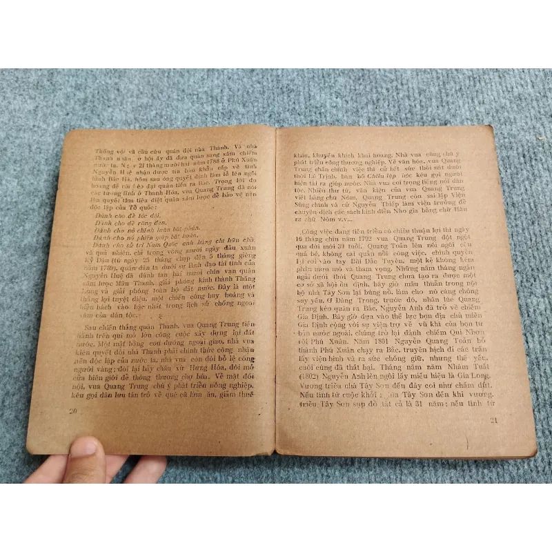 VĂN HỌC TÂY SƠN 689543