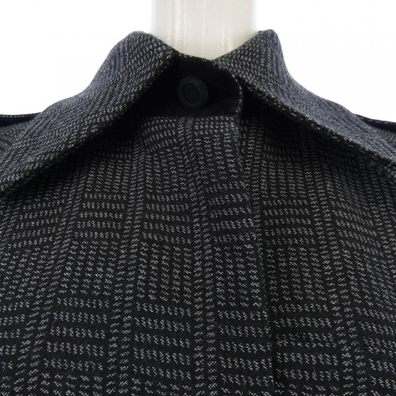 FENDI FF8753 AC6W Áo khoác - Hàng hiệu Chính hãng 820771