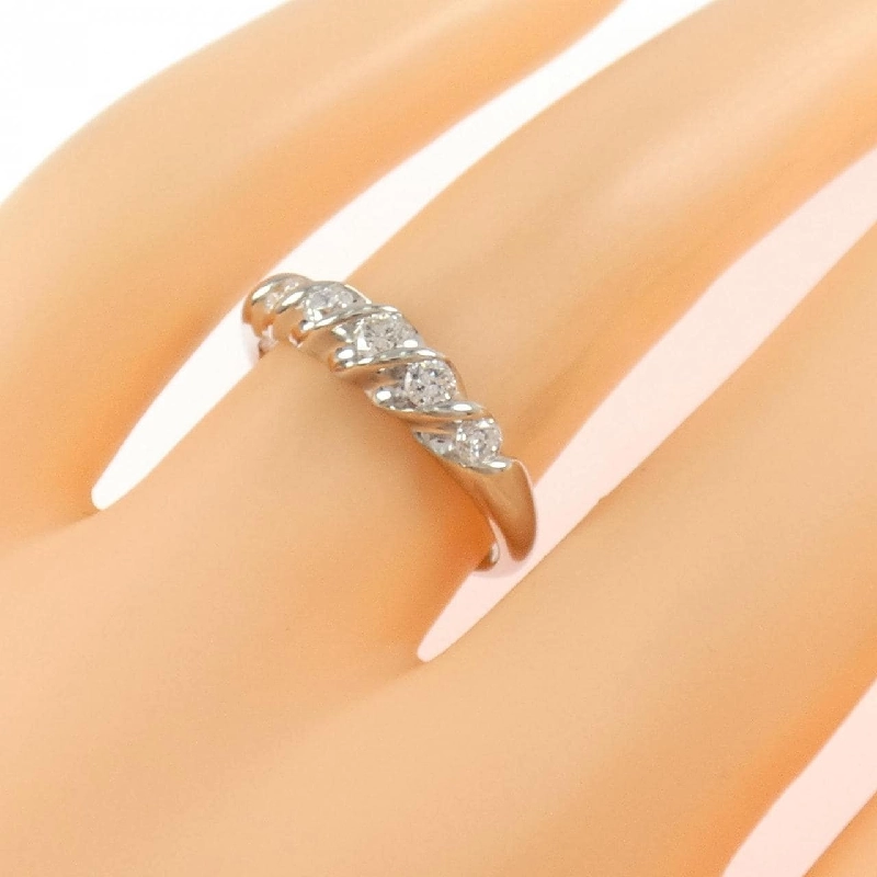 Nhẫn kim cương PT900 0.33CT - Hàng hiệu Authentic 854429