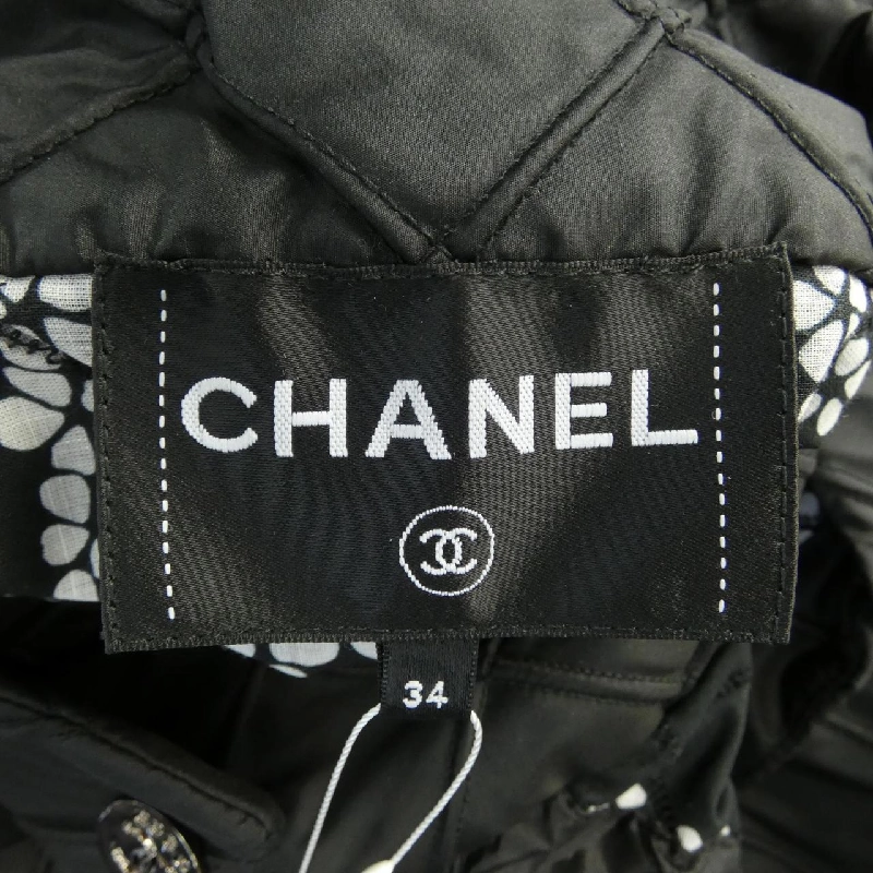 CHANEL LOOK16 P78566V71038 25 Cape - Hàng hiệu Authentic 821076