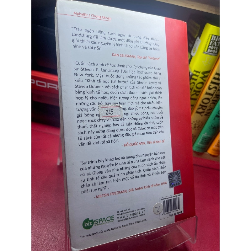 Kinh tế học dành cho đại chúng 2013 mới 75% ố bẩn viền nhẹ Steven E Landsburg HPB1605 SÁCH VĂN HỌC 924597