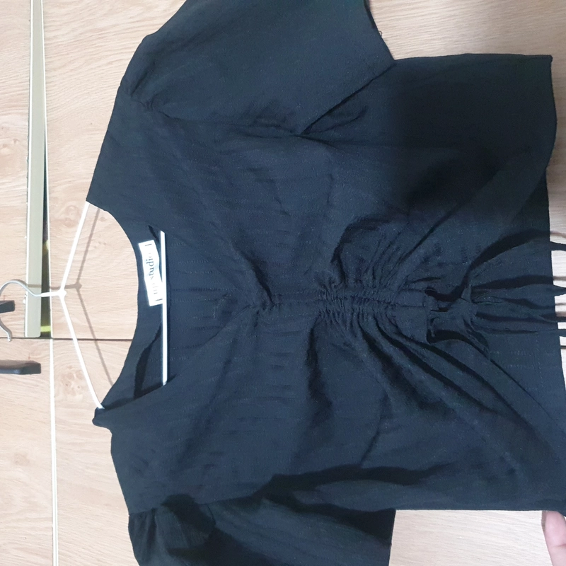 Set chân váy + áo rút dây đen 546512