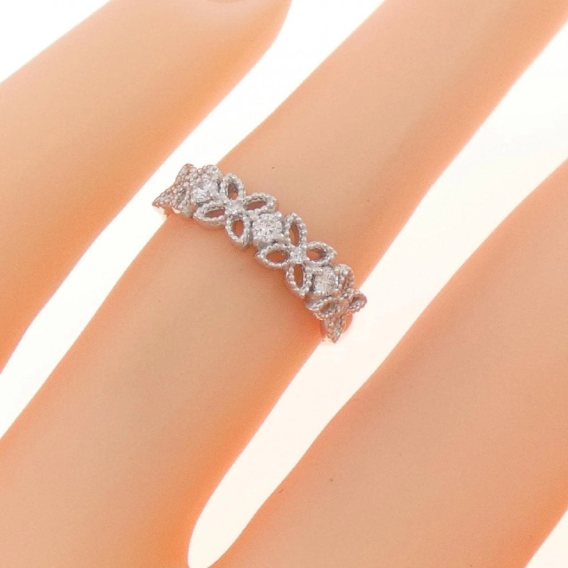 Nhẫn kim cương hoa K18WG 0.10CT 672017