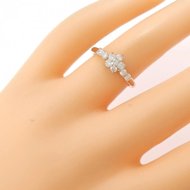 Nhẫn kim cương hoa K18PG 0.50CT - Hàng hiệu chính hãng 853048