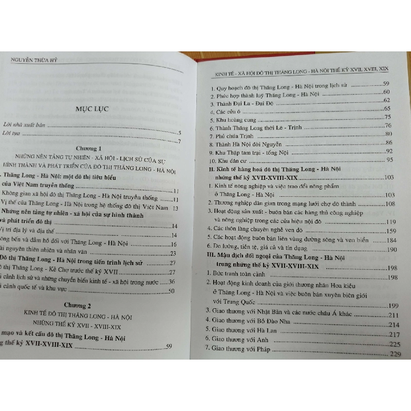 Kinh tế xã hội đô thị Thăng Long Hà Nội L6 - 2010 - 490 trang LỊCH SỬ - CHÍNH TRỊ - TRIẾT HỌC ANTQ2012-171 737595