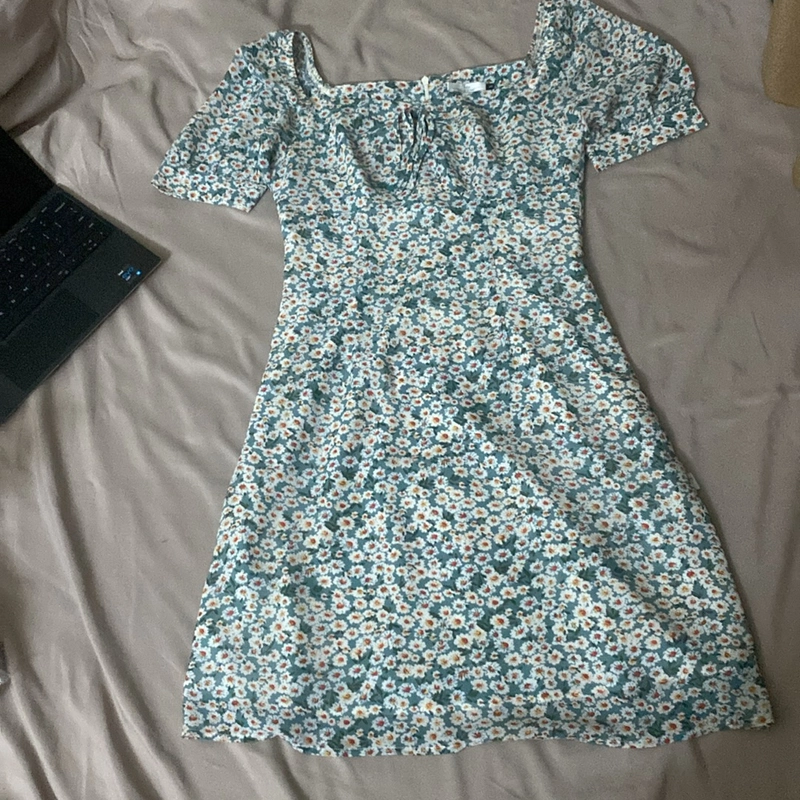 Đầm hoa nhí 475073