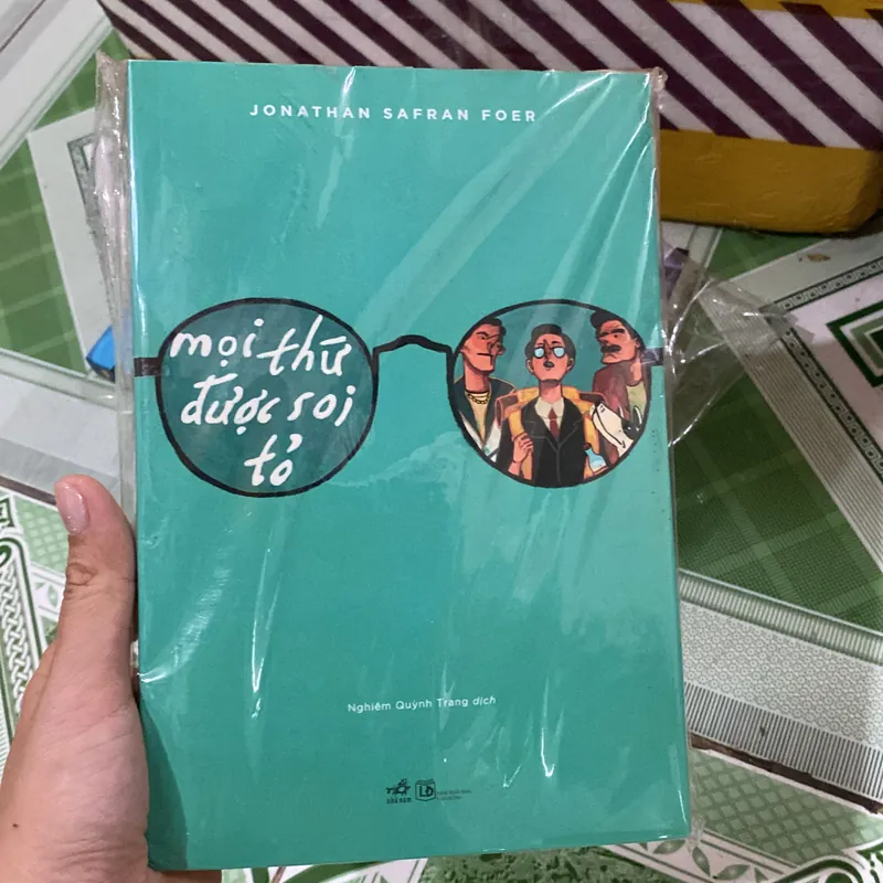 Mọi thứ được soi tỏ  673996