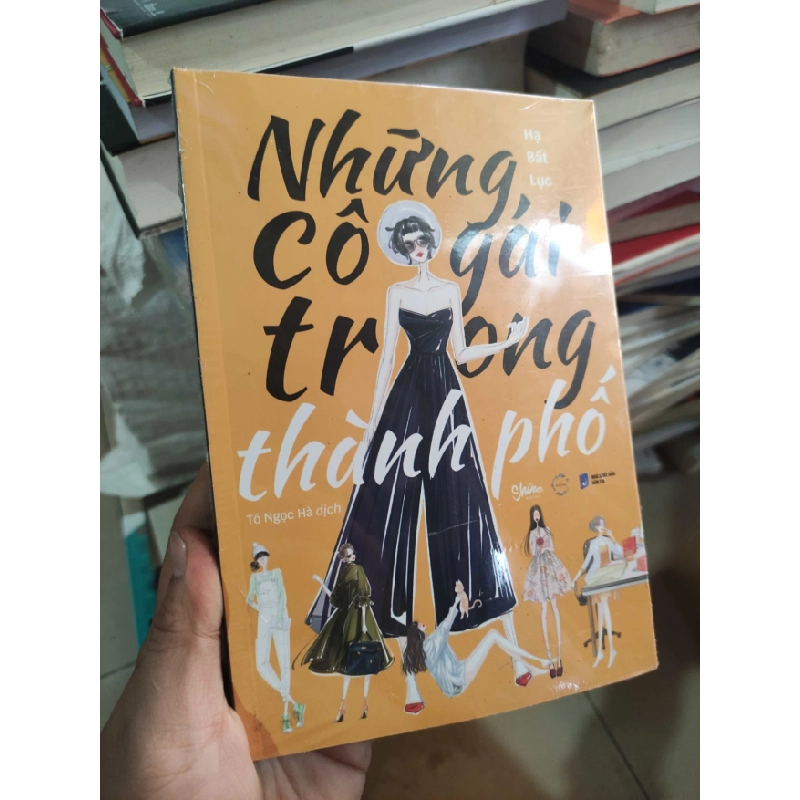 [Phiên Chợ Sách Cũ] Những cô gái trong thành phố 2303 412443