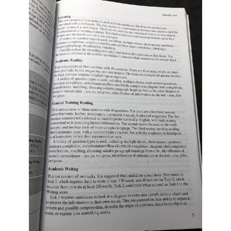 Ielts 7 with answers 2009 mới 85% bẩn nhẹ HPB2808 HỌC NGOẠI NGỮ 350282