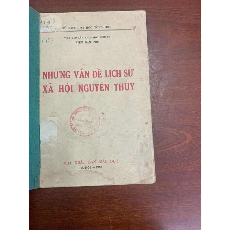 Những vấn đề lịch sử xã hội nguyên thủy  300289