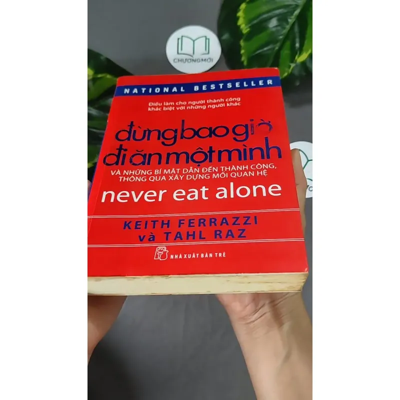 Đừng Bao Giờ Đi Ăn Một Mình 604636