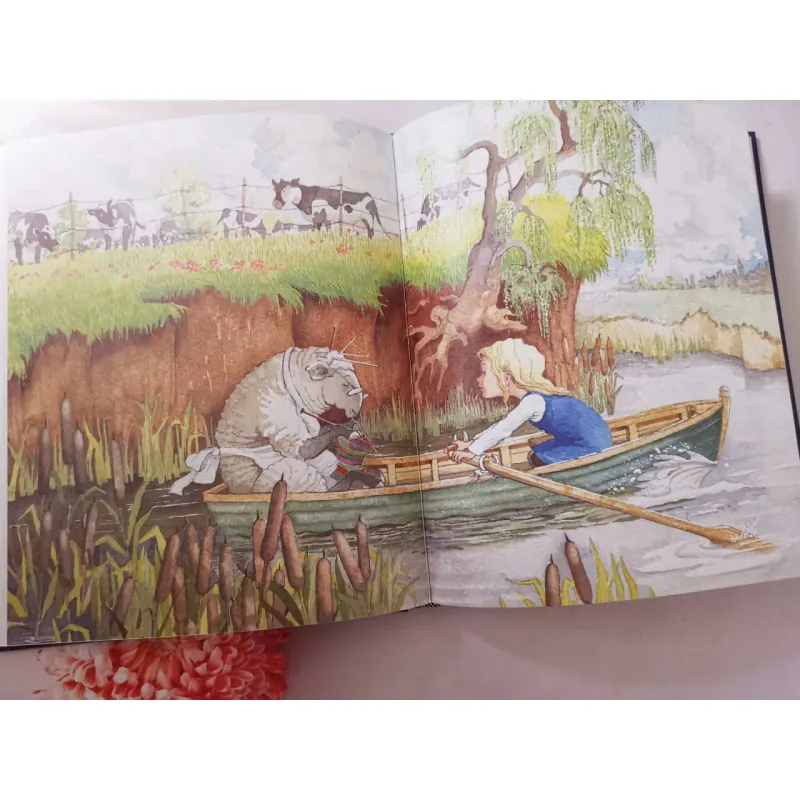 Alice Through the Looking-Glass 1006237