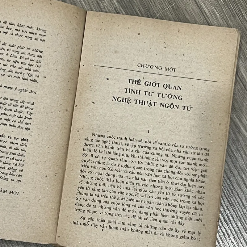 📖 Cá tính sáng tạo của nhà văn và sự phát triển văn học 719226