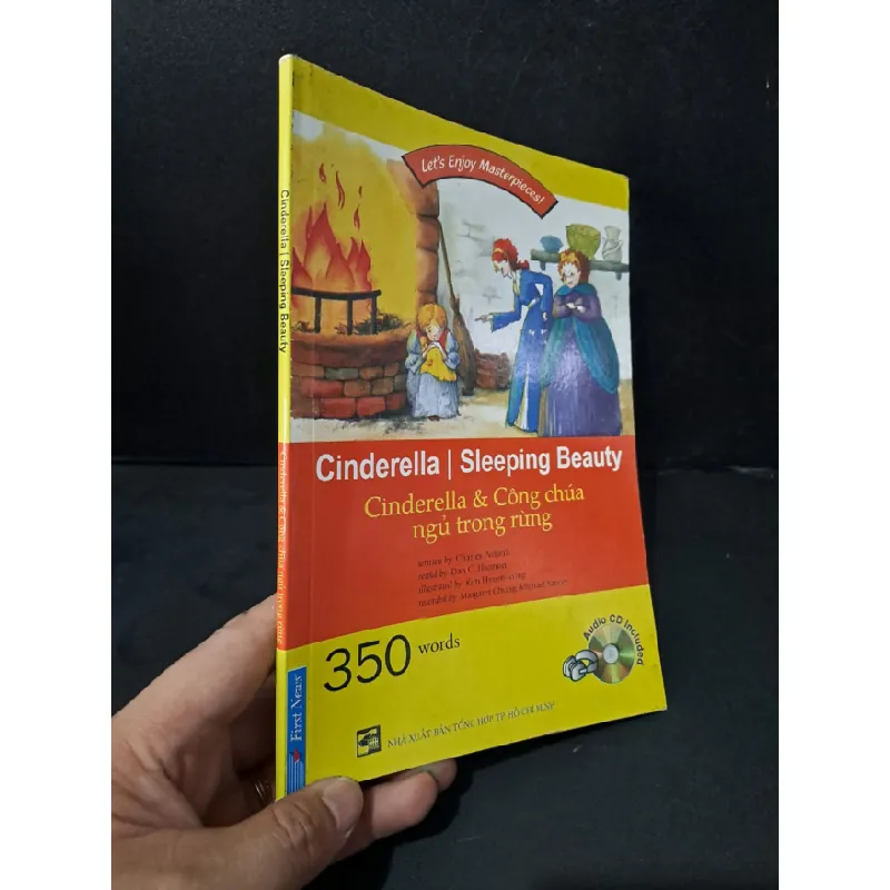 [Sách Cũ SCGR] Cinderella Sleeping Beauty - Cinderella và công chúa ngủ trong rừng mới 80% bẩn nhẹ 2013 HCM1604 HỌC NGOẠI NGỮ 683800